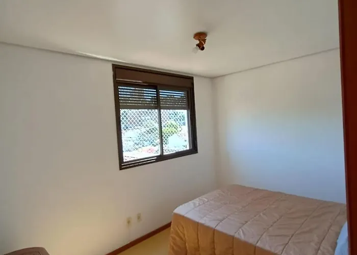 Apartamento Top-floor Apartment, Wi-fi, Free Two Car Parking *